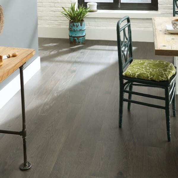 Mullican Hardwood Dumont Plain Sawn Engineered 5" Red Oak Quarry 21915 - Image 2