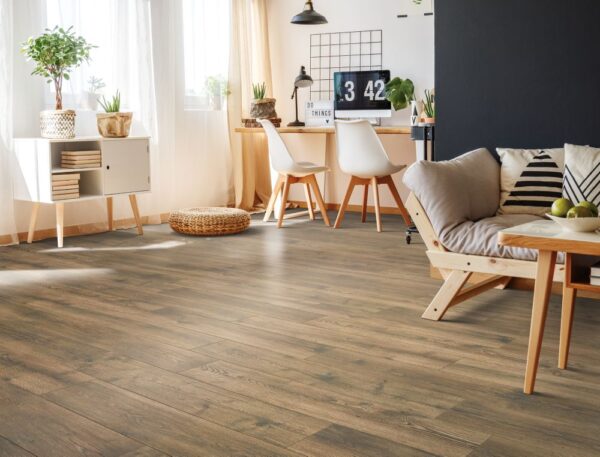Mohawk RevWood Essentials Rivercrest Gilded Oak 7 1/2" CDL94-04 - Image 2