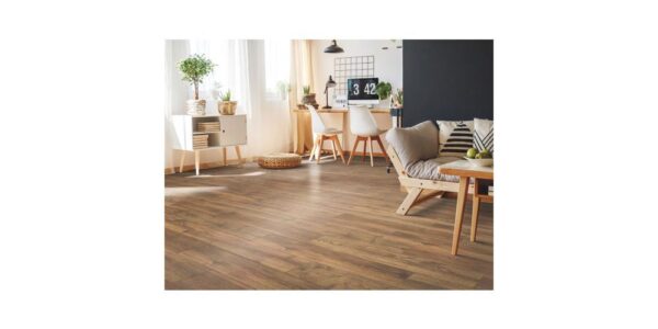 Mohawk RevWood Essentials Rivercrest Burnished Clay Oak 7 1/2" CDL94-05 - Image 2