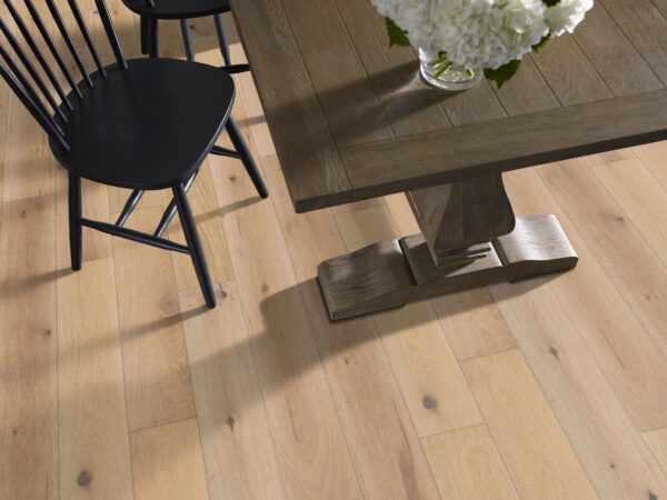Shaw Hardwood Castlewood Oak SW485_01010 - Image 2