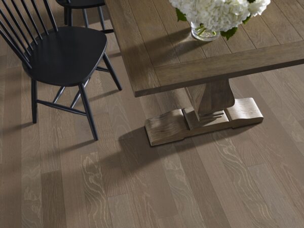 Shaw Hardwood Empire Oak Plank SW583-05052 - Image 2