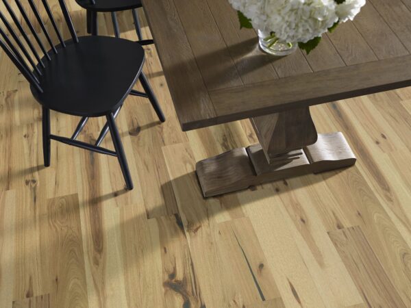 Shaw Hardwood Reflections Hickory SW673-01033 - Image 2