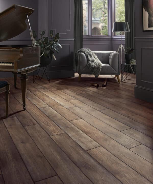 Mannington AduraAPEX River Mill Ember 7" APX102 - Image 2
