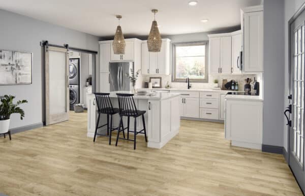 Mannington Realta Scandinavian Oak Natural 7" RGD102 - Image 2