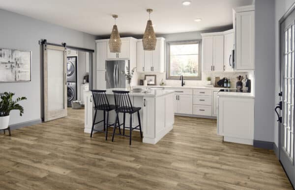 Mannington Realta Scandinavian Oak Pecan 7" RGD104 - Image 2